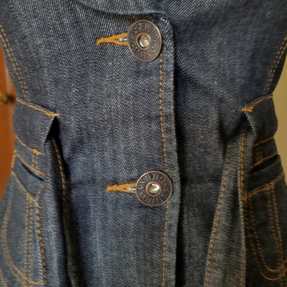 Guess Short Sleeve Jean Jacket from Italy - Picture 11 of 17